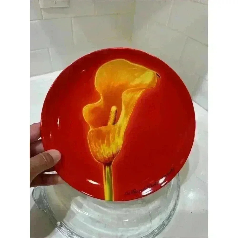 Givenchy "Les Fleurs de Parfums Givenchy", Red Plate Calla Lilly 8"